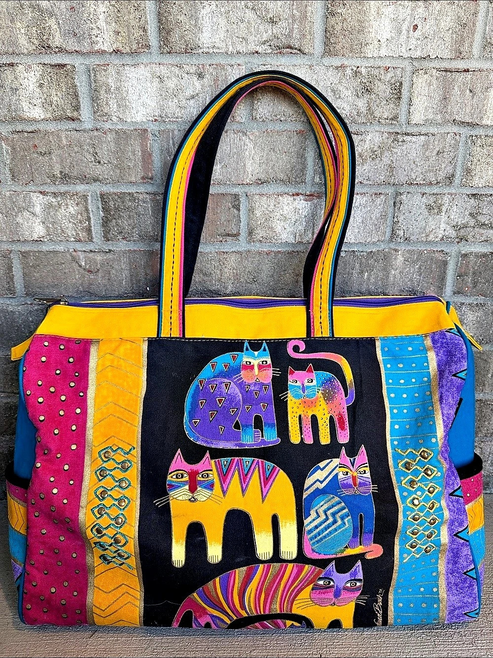 Laurel Burch Cat tote in Yellow & Multicolor